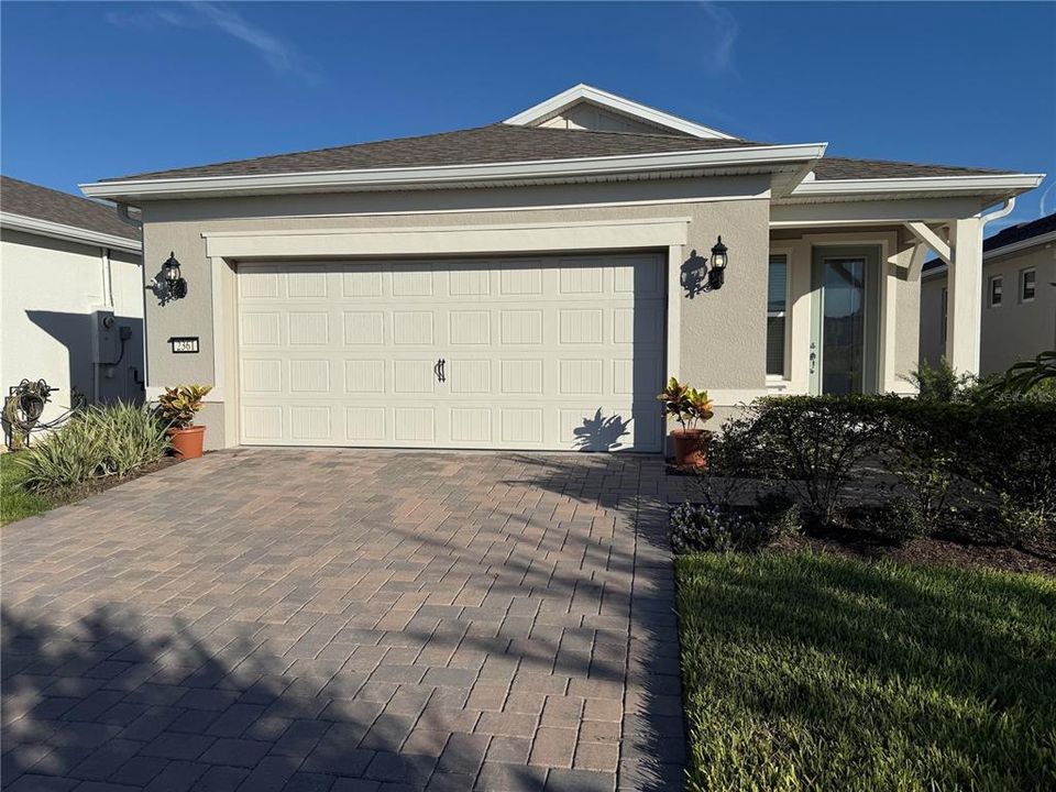 For Sale: $459,900 (2 beds, 2 baths, 1650 Square Feet)