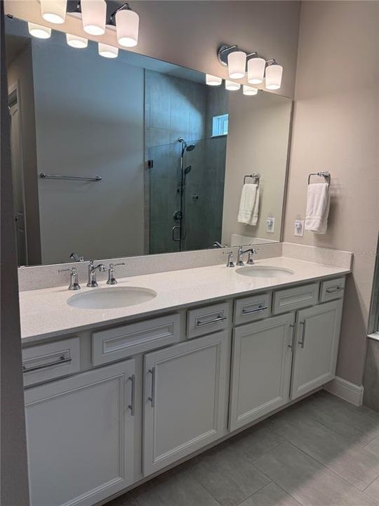 For Sale: $459,900 (2 beds, 2 baths, 1650 Square Feet)