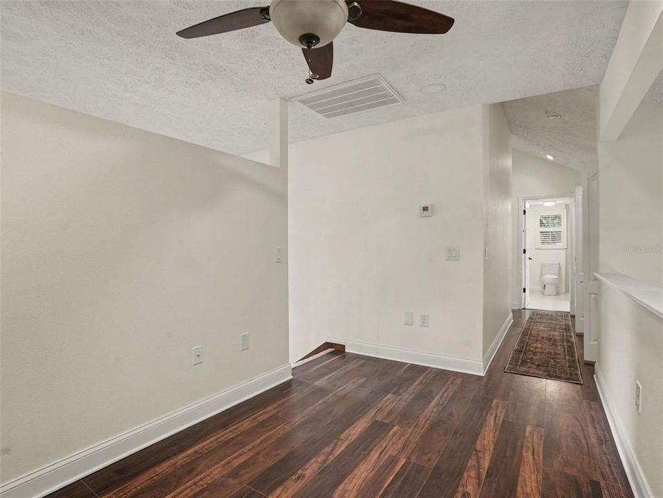 For Sale: $400,000 (3 beds, 2 baths, 2215 Square Feet)