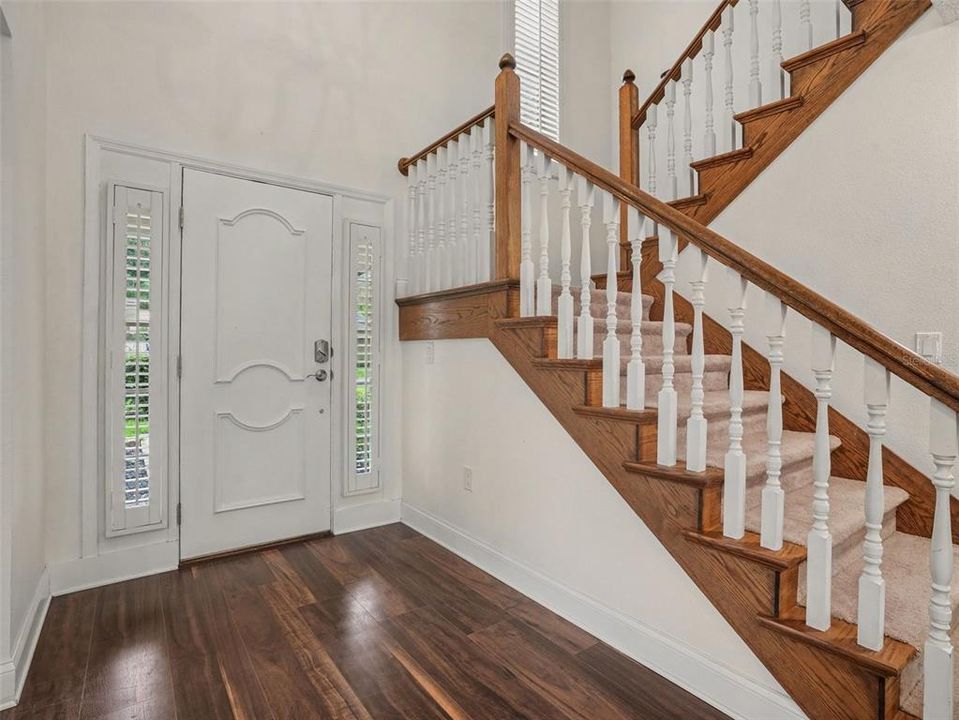 For Sale: $400,000 (3 beds, 2 baths, 2215 Square Feet)