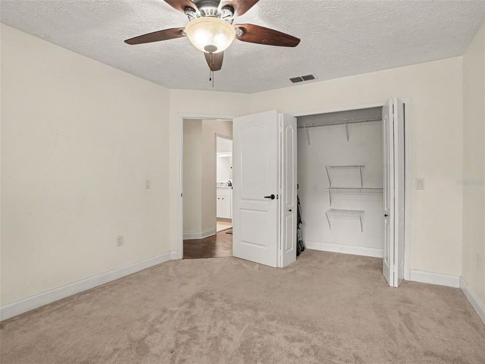 For Sale: $400,000 (3 beds, 2 baths, 2215 Square Feet)