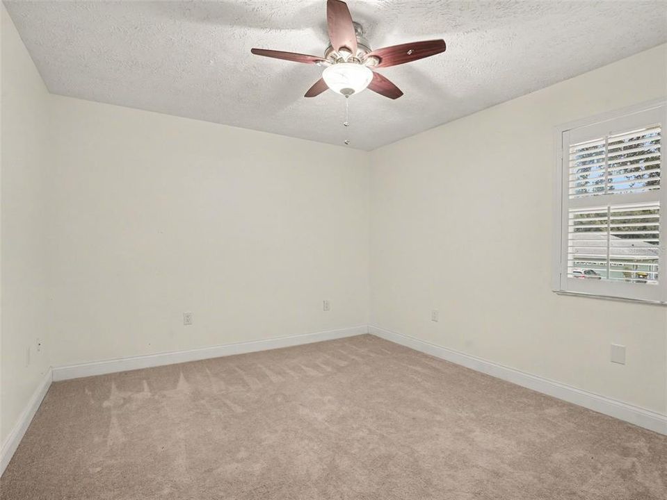 For Sale: $400,000 (3 beds, 2 baths, 2215 Square Feet)