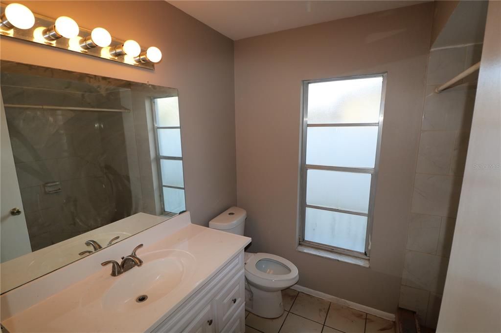 For Rent: $2,700 (4 beds, 2 baths, 1539 Square Feet)