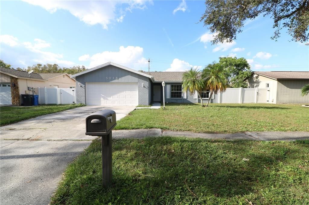 For Rent: $2,700 (4 beds, 2 baths, 1539 Square Feet)