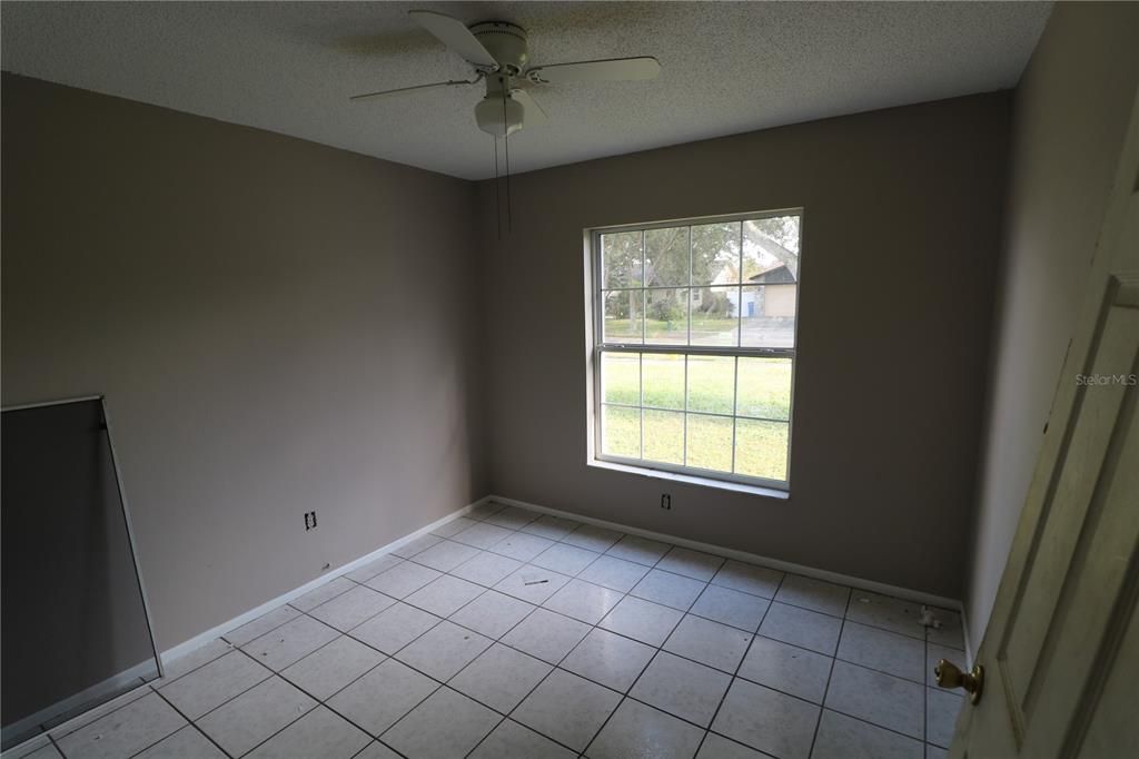 For Rent: $2,700 (4 beds, 2 baths, 1539 Square Feet)