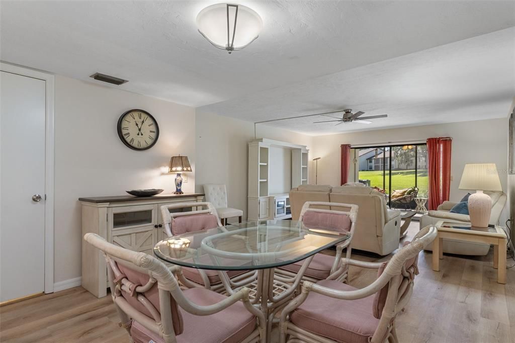 For Sale: $175,000 (2 beds, 2 baths, 1320 Square Feet)