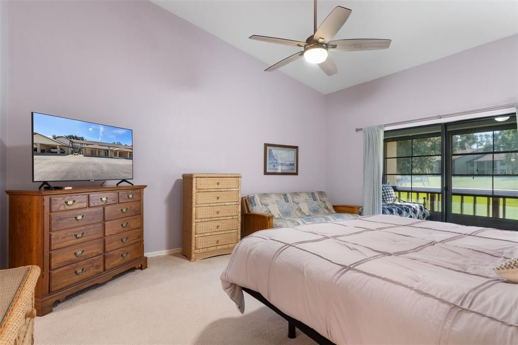 For Sale: $175,000 (2 beds, 2 baths, 1320 Square Feet)
