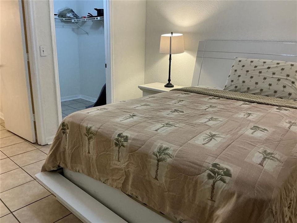 For Rent: $1,950 (1 beds, 1 baths, 680 Square Feet)