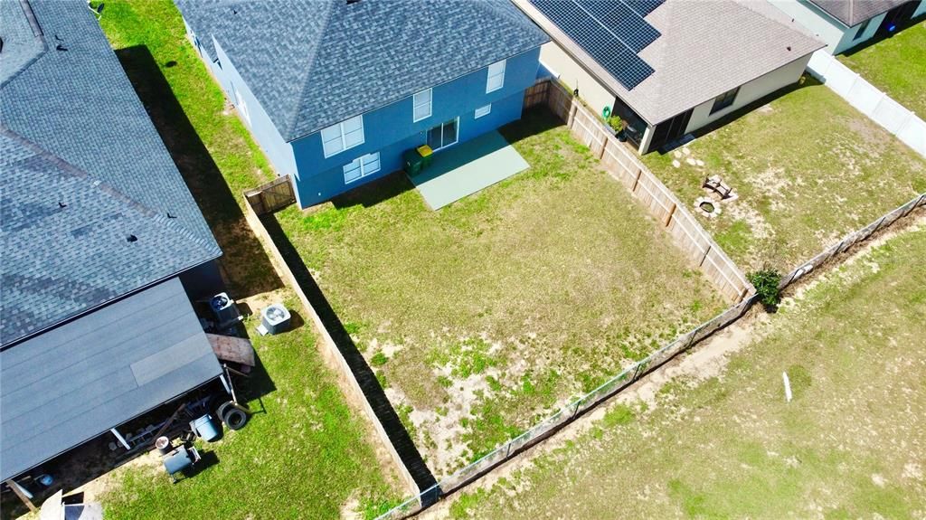 En Venta: $299,000 (4 camas, 2 baños, 2242 Pies cuadrados)