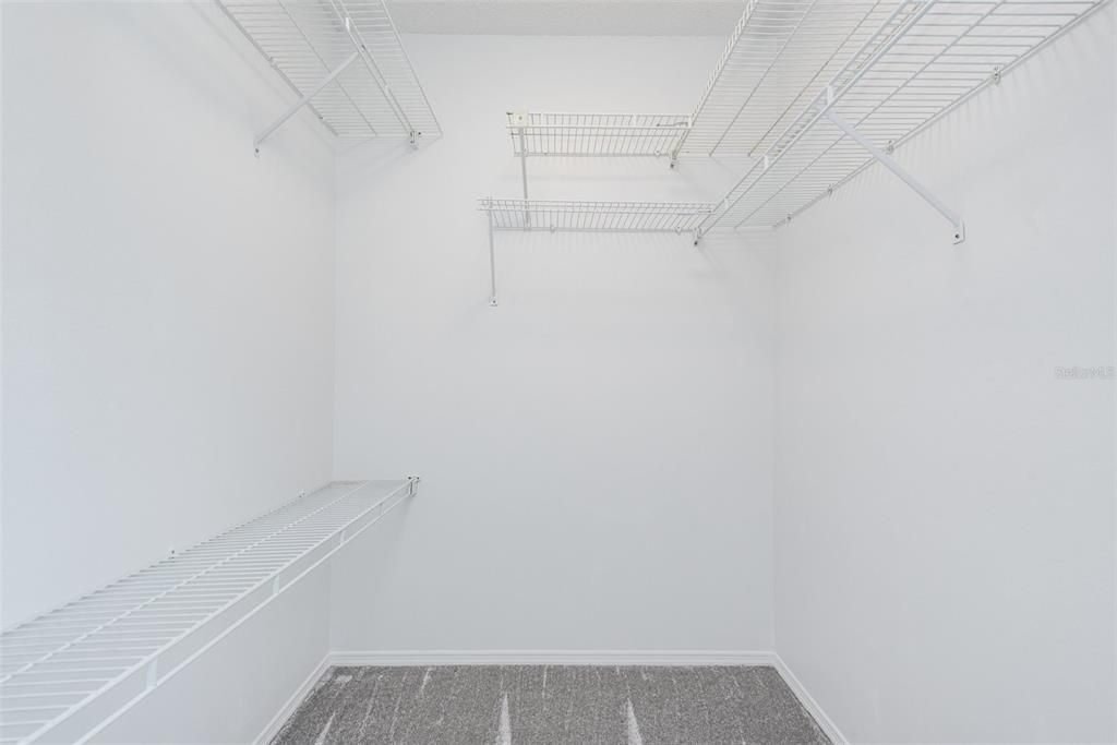 Activo con contrato: $237,850 (3 camas, 2 baños, 1186 Pies cuadrados)