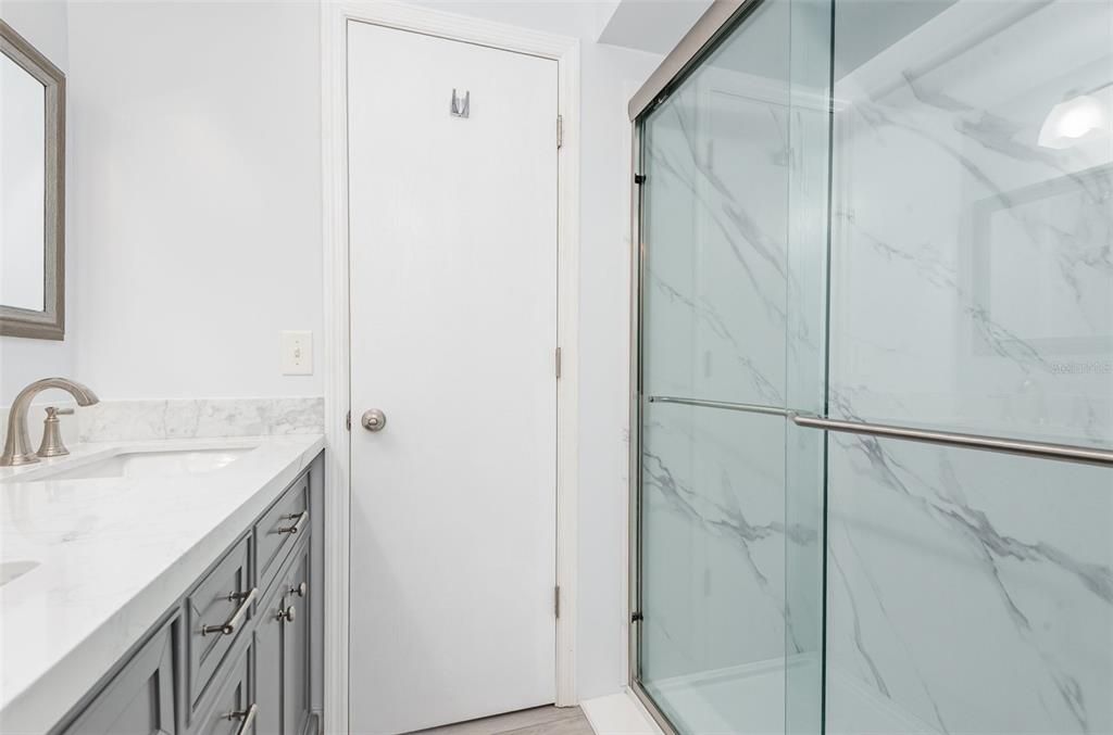 Activo con contrato: $237,850 (3 camas, 2 baños, 1186 Pies cuadrados)