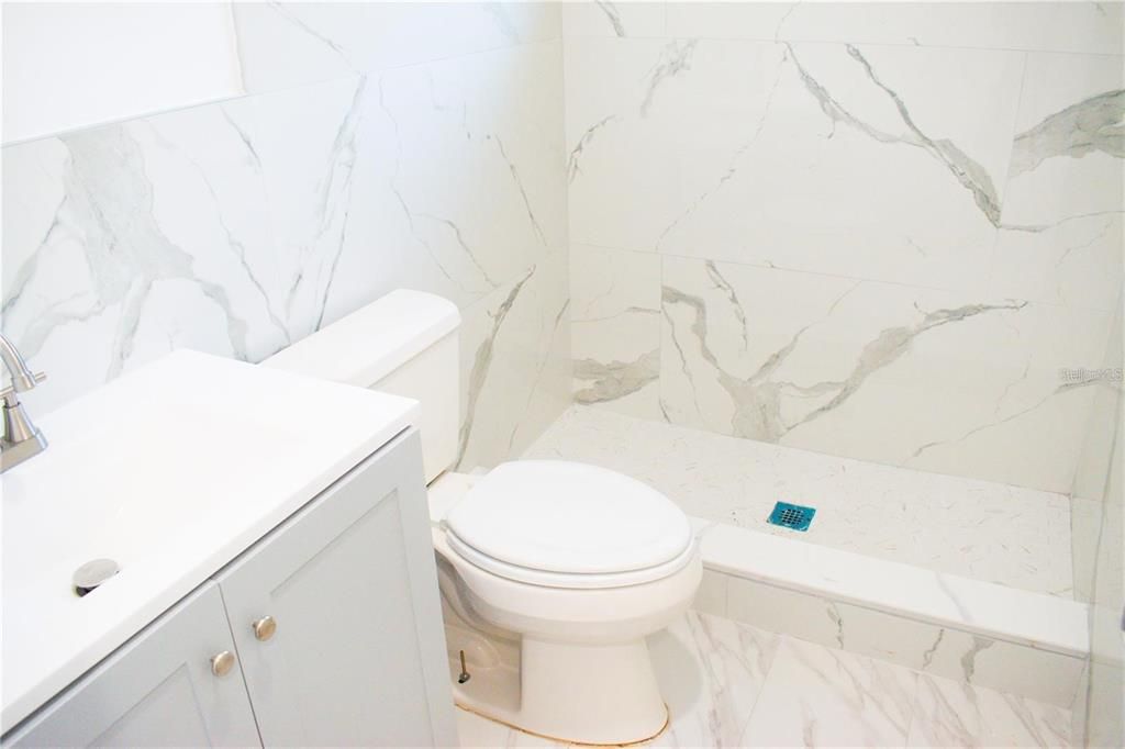 For Sale: $365,000 (3 beds, 2 baths, 1100 Square Feet)