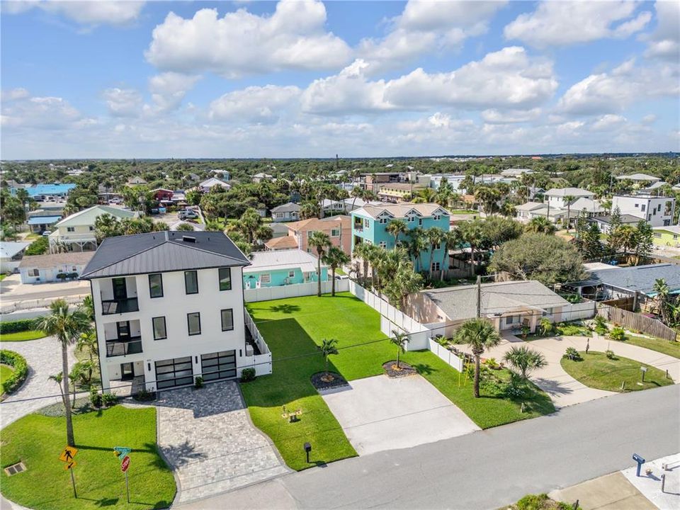 For Sale: $725,000 (0.08 acres)