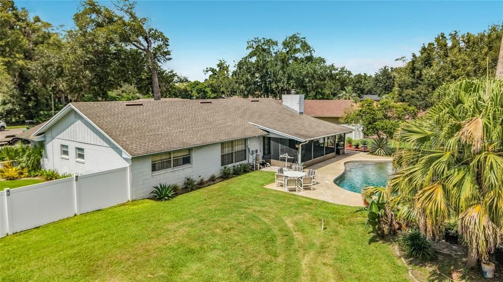 En Venta: $564,900 (3 camas, 2 baños, 1824 Pies cuadrados)