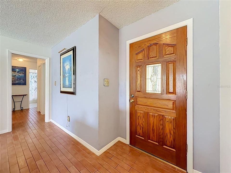 En Venta: $564,900 (3 camas, 2 baños, 1824 Pies cuadrados)