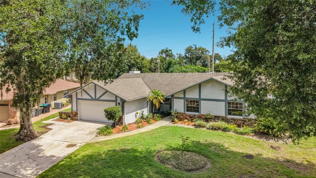 En Venta: $564,900 (3 camas, 2 baños, 1824 Pies cuadrados)