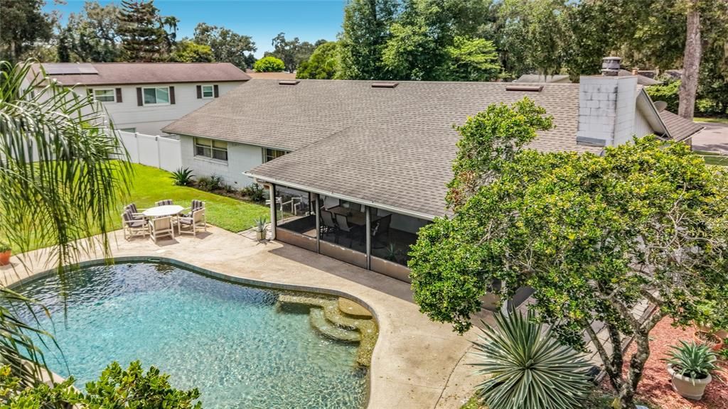 En Venta: $564,900 (3 camas, 2 baños, 1824 Pies cuadrados)