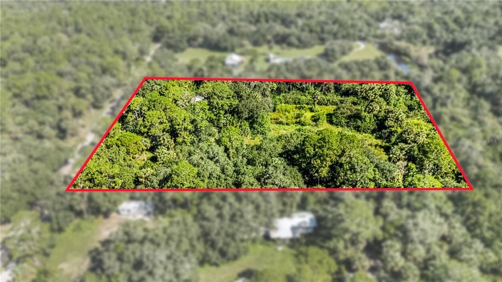 En Venta: $299,999 (5.24 acres)
