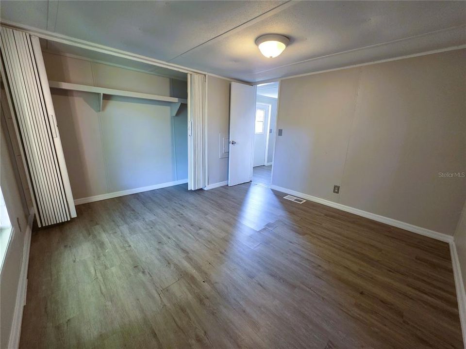 В аренду: $1,700 (4 спален, 3 ванн, 924 Квадратных фут)