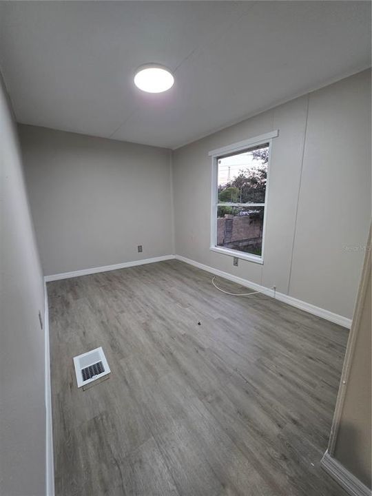 В аренду: $1,700 (4 спален, 3 ванн, 924 Квадратных фут)