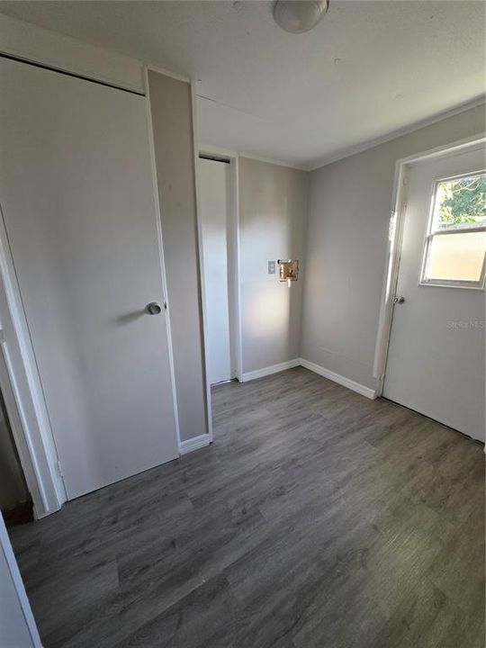 В аренду: $1,700 (4 спален, 3 ванн, 924 Квадратных фут)