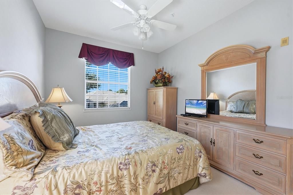 For Sale: $329,000 (3 beds, 2 baths, 1650 Square Feet)