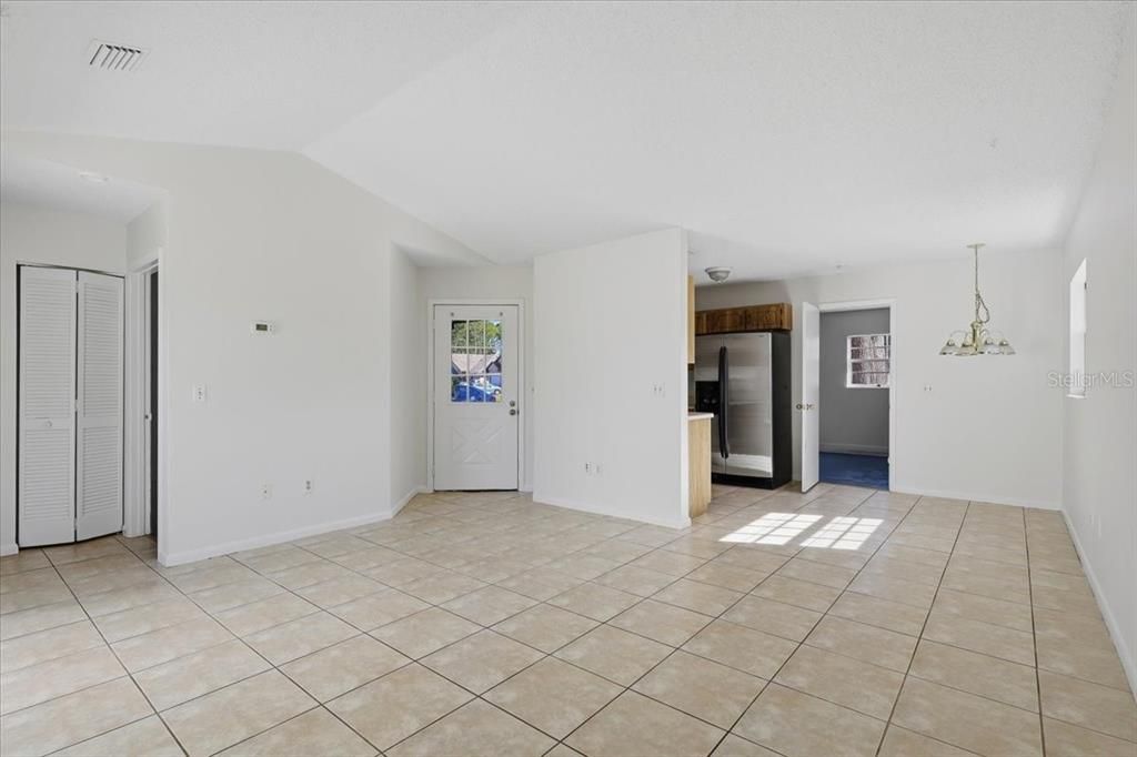 For Sale: $325,900 (4 beds, 0 baths, 1704 Square Feet)