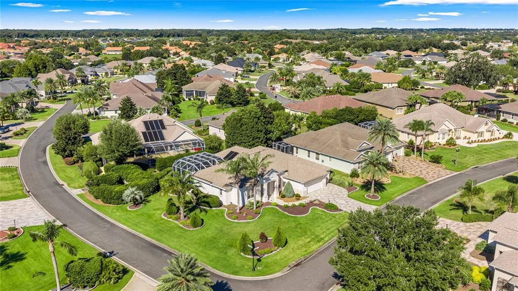 En Venta: $949,900 (3 camas, 2 baños, 2680 Pies cuadrados)