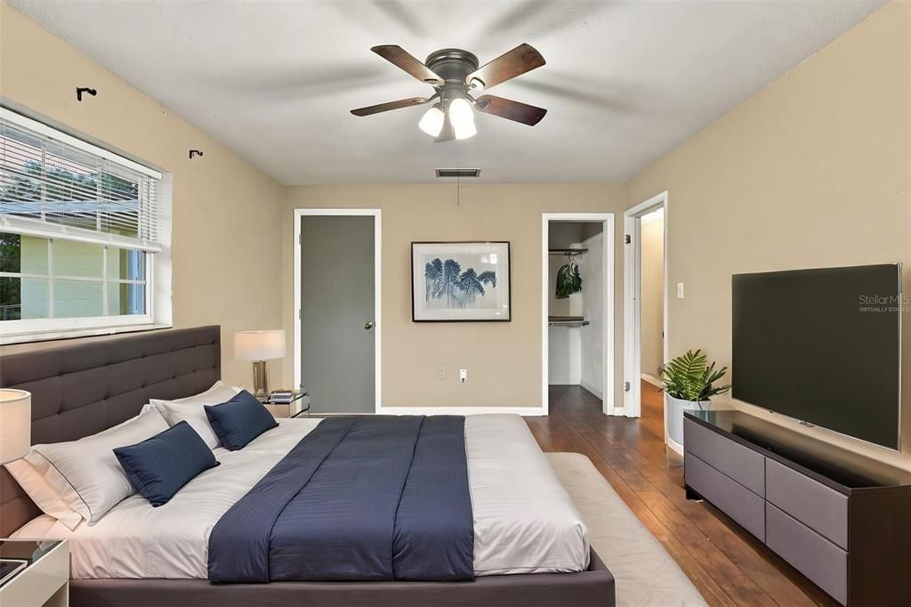 En Venta: $432,400 (3 camas, 2 baños, 2246 Pies cuadrados)