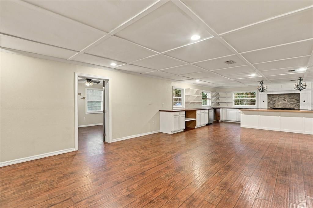 En Venta: $432,400 (3 camas, 2 baños, 2246 Pies cuadrados)