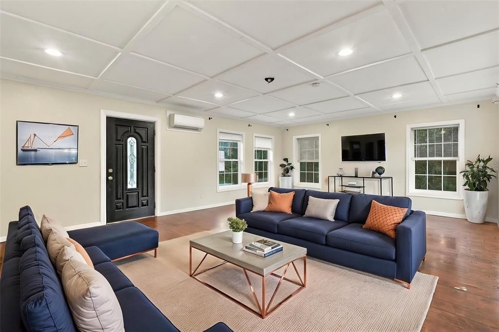 En Venta: $432,400 (3 camas, 2 baños, 2246 Pies cuadrados)