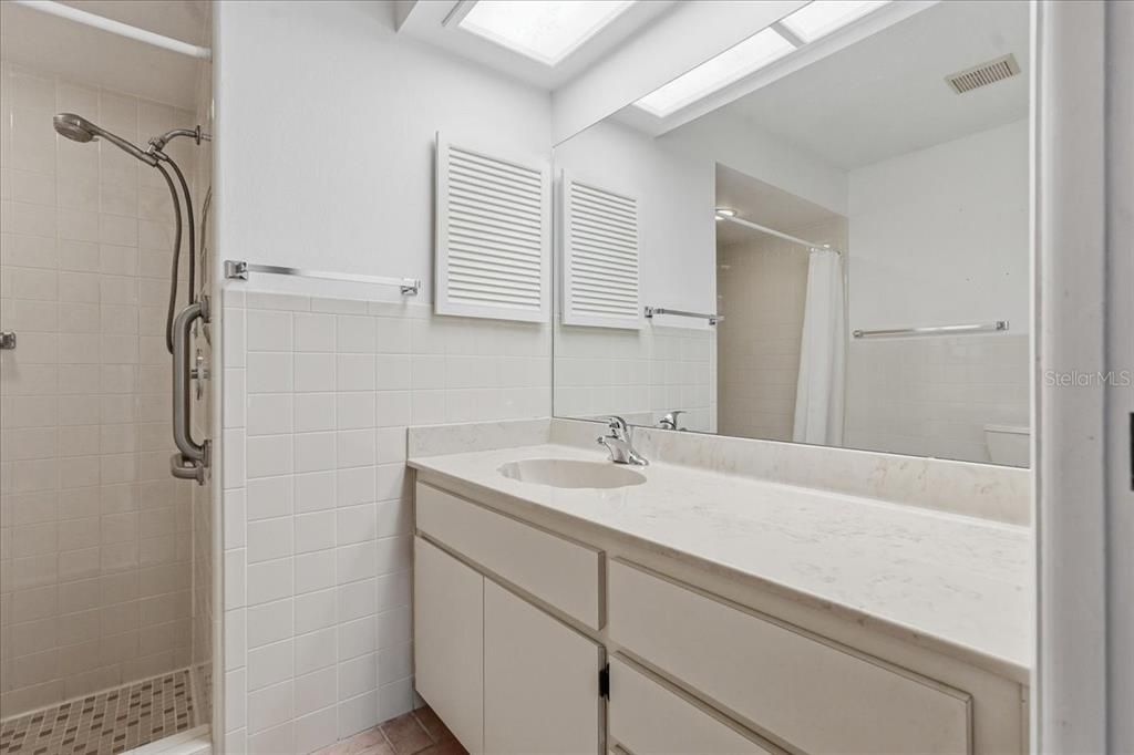 En Venta: $175,000 (2 camas, 2 baños, 1395 Pies cuadrados)