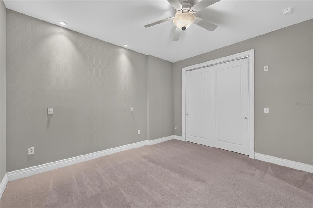For Rent: $5,000 (3 beds, 3 baths, 1760 Square Feet)