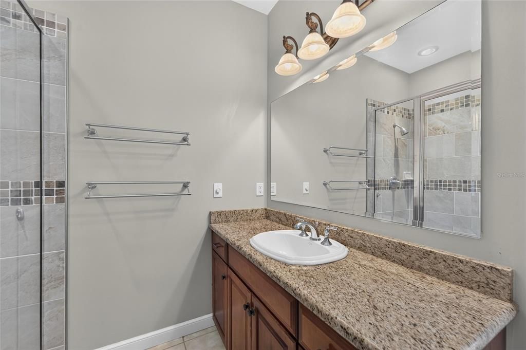 For Rent: $5,000 (3 beds, 3 baths, 1760 Square Feet)