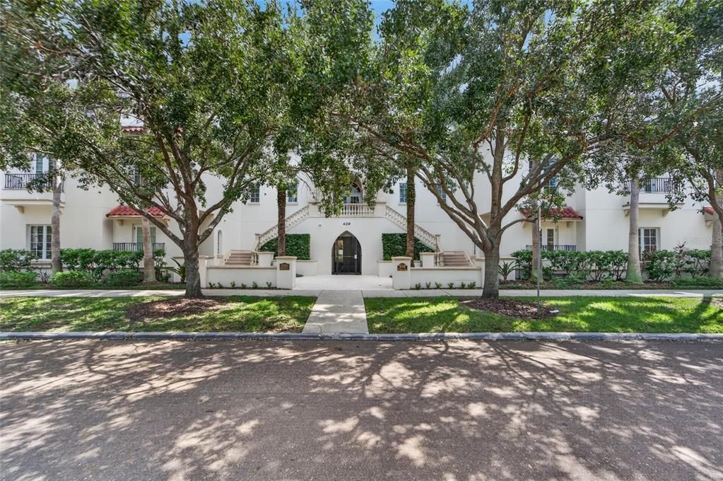 For Rent: $5,000 (3 beds, 3 baths, 1760 Square Feet)