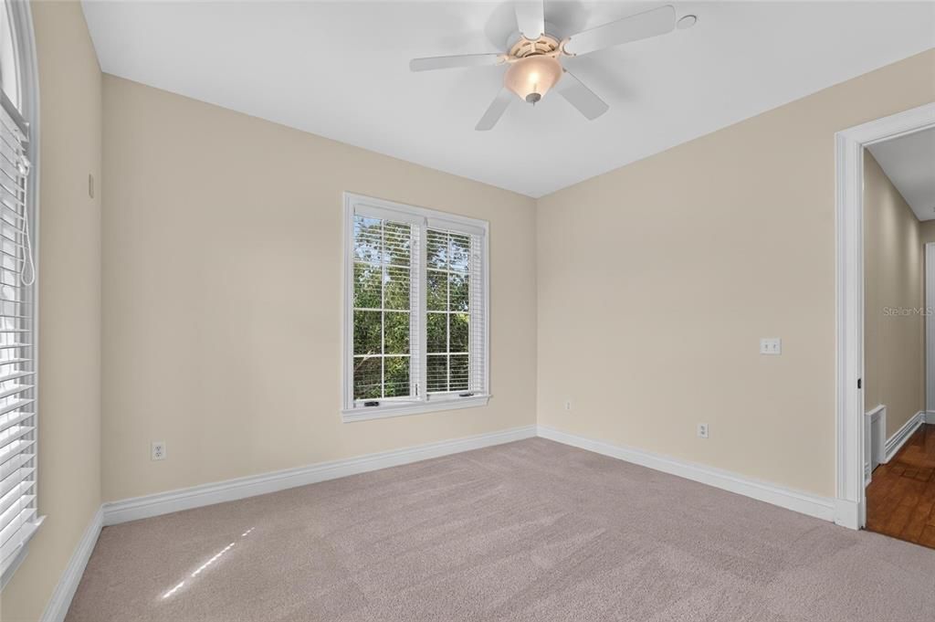 For Rent: $5,000 (3 beds, 3 baths, 1760 Square Feet)