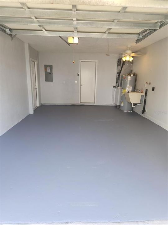 For Sale: $389,999 (2 beds, 2 baths, 1570 Square Feet)