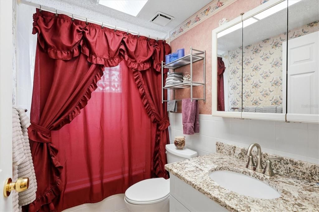 For Sale: $440,000 (3 beds, 2 baths, 1948 Square Feet)