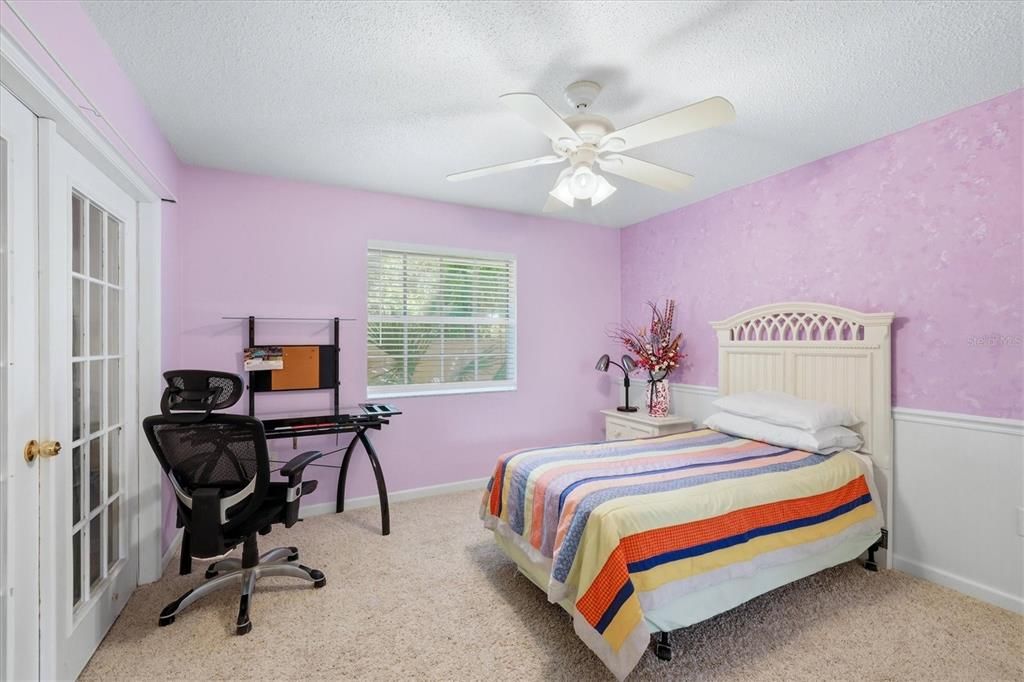 For Sale: $440,000 (3 beds, 2 baths, 1948 Square Feet)