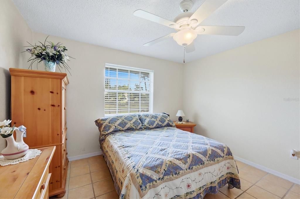 For Sale: $440,000 (3 beds, 2 baths, 1948 Square Feet)