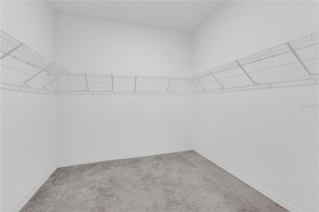 For Sale: $355,000 (3 beds, 2 baths, 1755 Square Feet)