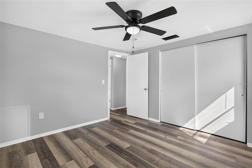 For Rent: $1,450 (2 beds, 1 baths, 840 Square Feet)