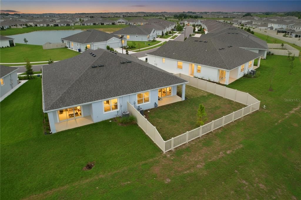 For Sale: $299,999 (3 beds, 2 baths, 1564 Square Feet)
