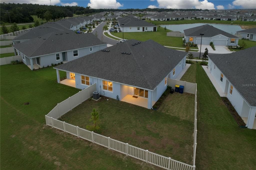 For Sale: $299,999 (3 beds, 2 baths, 1564 Square Feet)