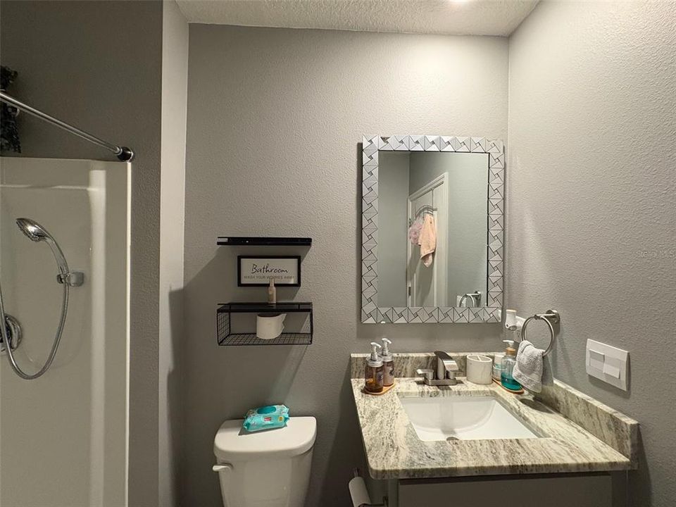 For Sale: $390,000 (5 beds, 3 baths, 2448 Square Feet)
