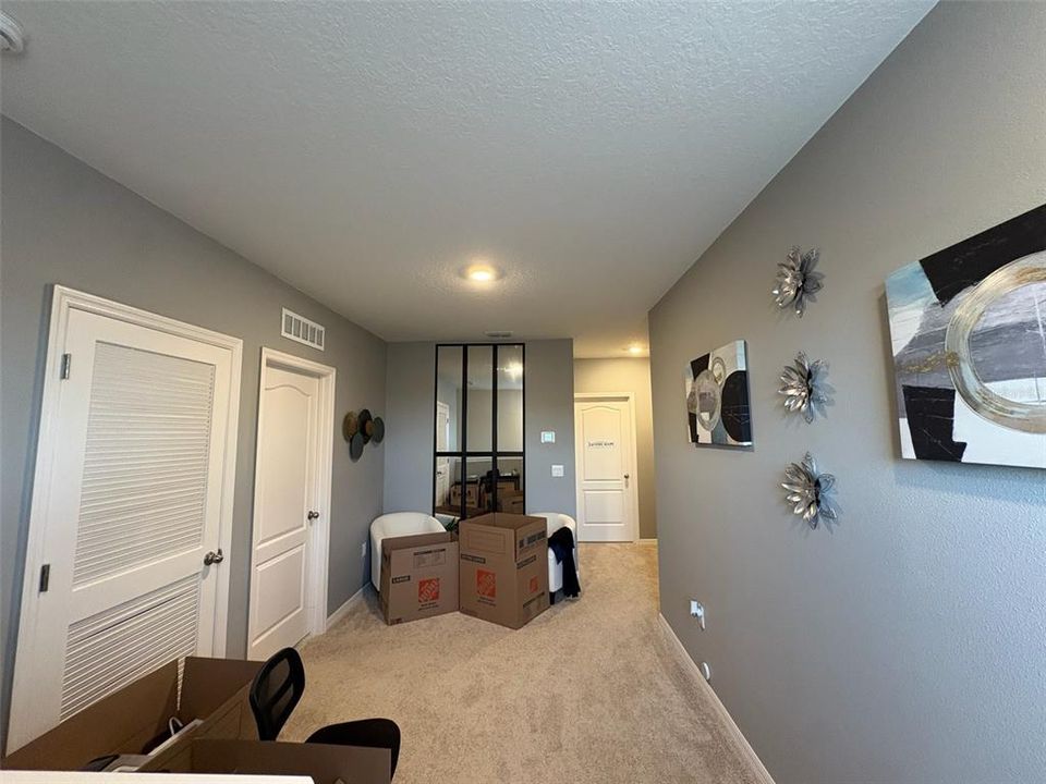 For Sale: $390,000 (5 beds, 3 baths, 2448 Square Feet)