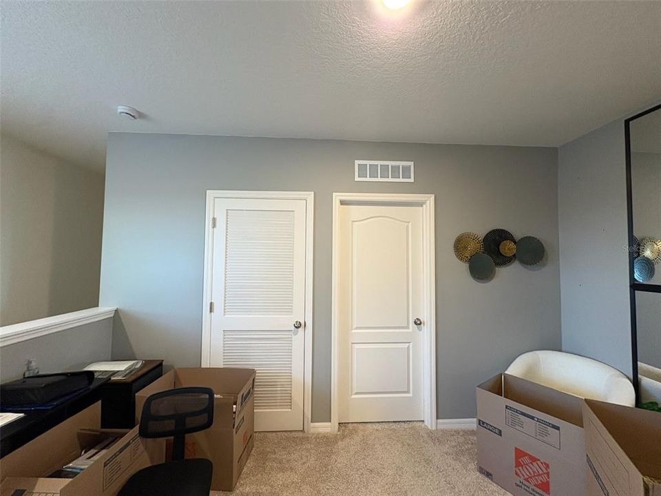 For Sale: $390,000 (5 beds, 3 baths, 2448 Square Feet)