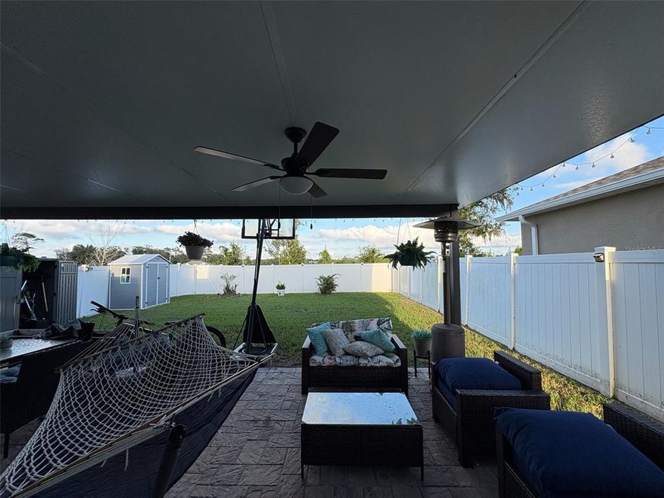 For Sale: $390,000 (5 beds, 3 baths, 2448 Square Feet)