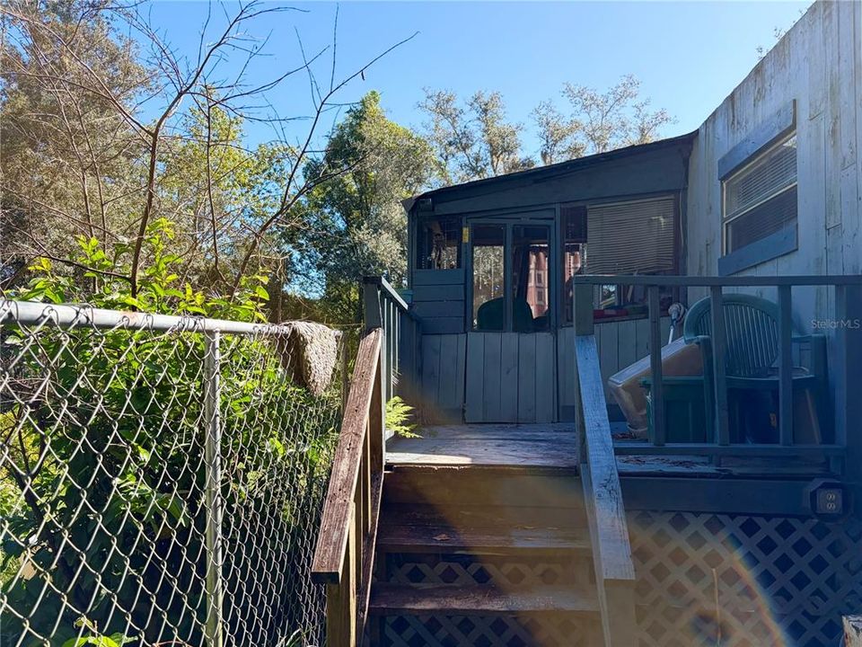For Sale: $95,000 (2 beds, 2 baths, 938 Square Feet)