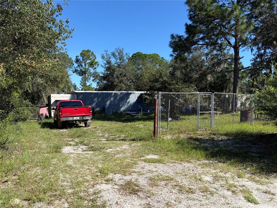 For Sale: $95,000 (2 beds, 2 baths, 938 Square Feet)